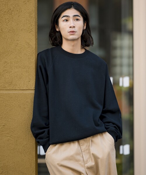 FREAK'S STORE(フリークスストア)の「限定展開 12oz Short Length ヘビーウェイト ラグランスリーブ スウェット/ショート丈(スウェット・メンズ・ブラック/ネイビー/アッシュグレー/スミクロ/杢グレー・SMALL/MEDIUM/LARGE)」の17枚目の写真