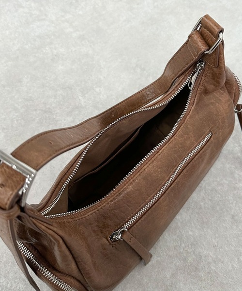 archives（アルシーヴ）の「サイドポケットワンハンドルバッグ（ハンドバッグ・レディース・ワイン/ブラック/ブラウン・FREE）」の10枚目の写真