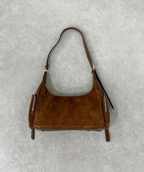 archives（アルシーヴ）の「サイドポケットワンハンドルバッグ（ハンドバッグ・レディース・ワイン/ブラック/ブラウン・FREE）」の8枚目の写真