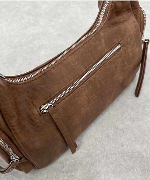 archives（アルシーヴ）の「サイドポケットワンハンドルバッグ（ハンドバッグ・レディース・ワイン/ブラック/ブラウン・FREE）」の11枚目の写真