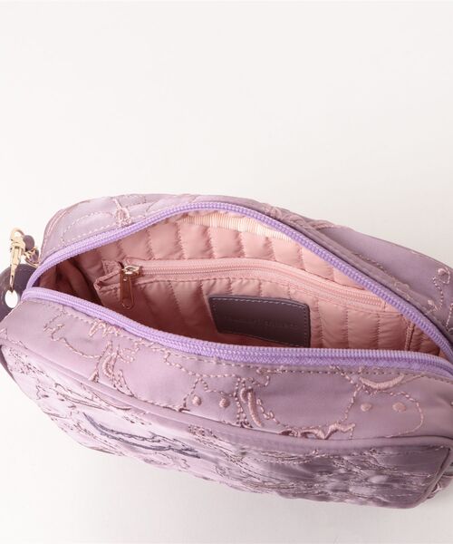 tsumori chisato CARRY（ツモリチサトキャリー）の「ショルダーバッグ　ツモリチサト　なみねこししゅう（ショルダーバッグ・レディース・ブラック/ラベンダー/グリーン・FREE）」の6枚目の写真