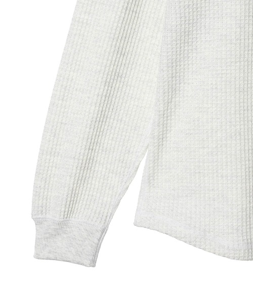 THE NORTH FACE(ザノースフェイス)の「THE NORTH FACE L/S Warm Waffle Crew NT62436(Tシャツ/カットソー・メンズ・ブラック/ホワイト・MEDIUM/LARGE/X-LARGE/SMALL)」の6枚目の写真