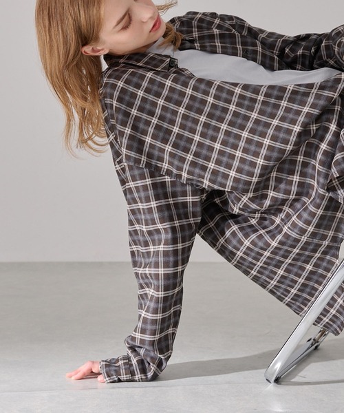 EMMA CLOTHES(エマクローズ)の「TRコンフォートリラックスレギュラーカラーチェックシャツ(シャツ/ブラウス・メンズ・ブラック/ワイン/ブラウン/ネイビー・L/M/S)」の15枚目の写真