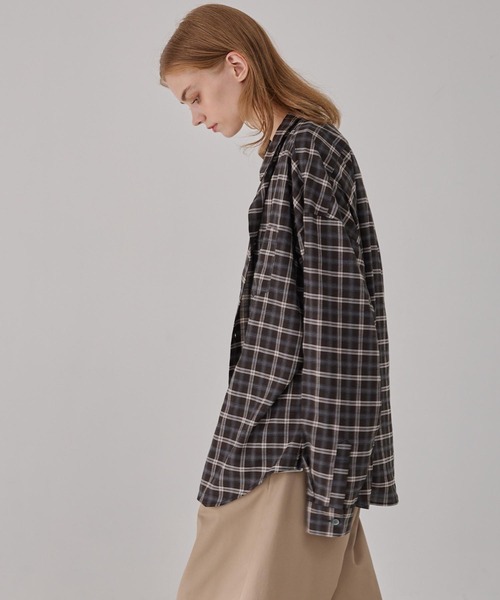 EMMA CLOTHES(エマクローズ)の「TRコンフォートリラックスレギュラーカラーチェックシャツ(シャツ/ブラウス・メンズ・ブラック/ワイン/ブラウン/ネイビー・L/M/S)」の22枚目の写真
