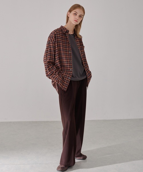 EMMA CLOTHES(エマクローズ)の「TRコンフォートリラックスレギュラーカラーチェックシャツ(シャツ/ブラウス・メンズ・ブラック/ワイン/ブラウン/ネイビー・L/M/S)」の8枚目の写真