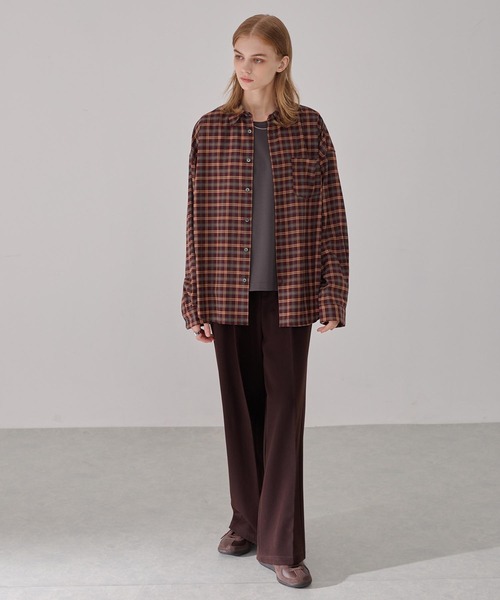 EMMA CLOTHES(エマクローズ)の「TRコンフォートリラックスレギュラーカラーチェックシャツ(シャツ/ブラウス・メンズ・ブラック/ワイン/ブラウン/ネイビー・L/M/S)」の6枚目の写真