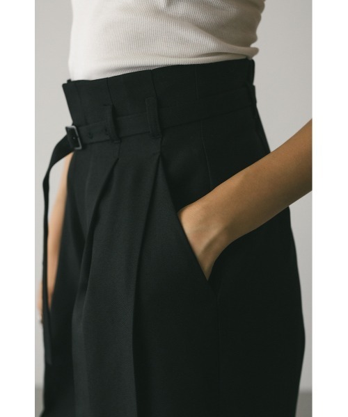 STYLEMIXER(スタイルミキサー)の「ハイウエストワイドベルトパンツ(スラックス・レディース・ブラウン/ブラック/グレー・SMALL/MEDIUM)」の10枚目の写真