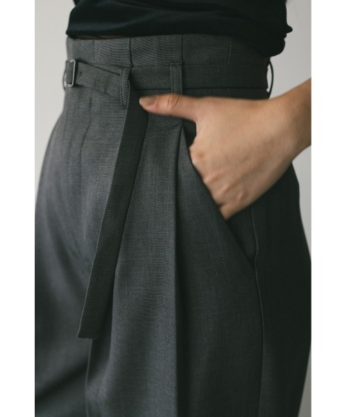 STYLEMIXER(スタイルミキサー)の「ハイウエストワイドベルトパンツ(スラックス・レディース・ブラウン/ブラック/グレー・SMALL/MEDIUM)」の17枚目の写真