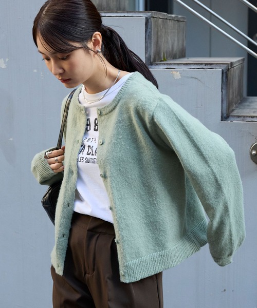 MONO-MART（モノマート）の「2WAYクルーネックモヘアタッチニットカーディガン（カーディガン/ボレロ・レディース・ネイビー/ブルー系/モカ/レッド系/ホワイト系/アイボリー/ブラック/ライトカーキ/グレー・FREE）」の17枚目の写真