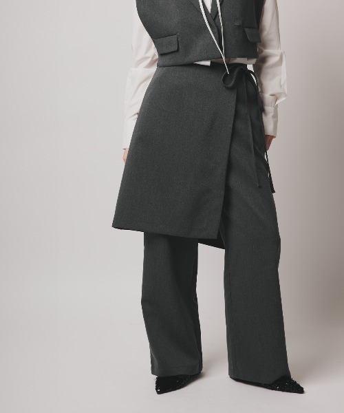 W:Huku(フーク)の「【W:Huku / クラシカルツイルシリーズ】レイヤード スラックス パンツ / Classic Twill Layered Slacks(スラックス・レディース・ベージュ/チャコール/ブラウン/ブラック・L/M)」の6枚目の写真