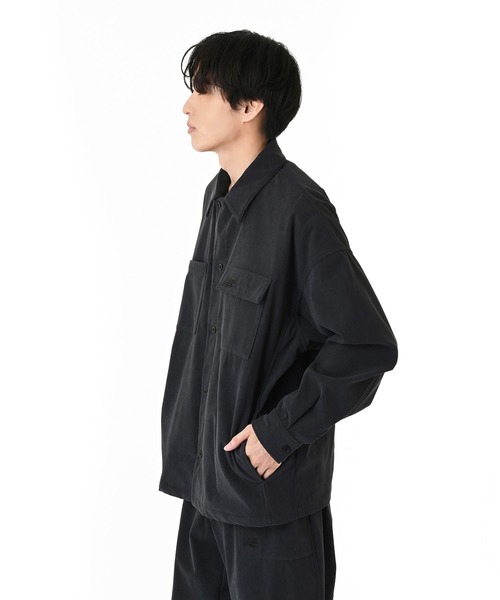 NEW BALANCE（ニューバランス）の「ストレッチコーデュロイジャケット（シャツ/ブラウス・メンズ・グレイッシュベージュ/チャコールグレー・SMALL/MEDIUM/LARGE/X-LARGE/XX-LARGE）」の15枚目の写真