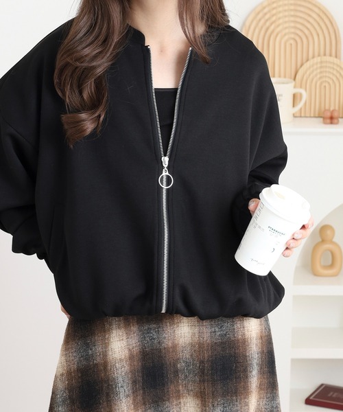 mitis（ミティス）の「mitis ダンボールギャザーブルゾン（ブルゾン・レディース・グレー/チャコール/アイボリー/ブラック/モカ・M）」の2枚目の写真