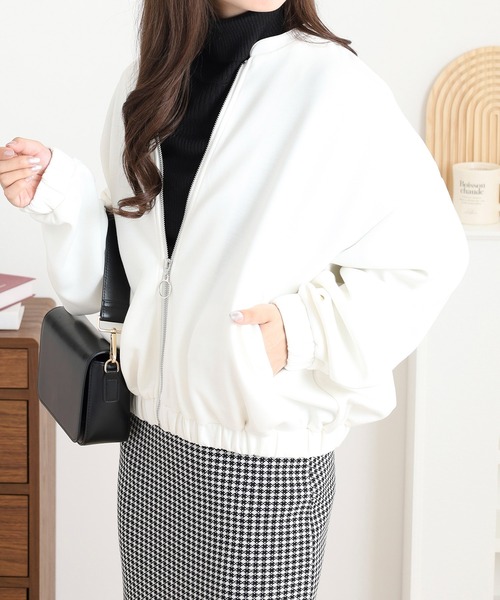 mitis（ミティス）の「mitis ダンボールギャザーブルゾン（ブルゾン・レディース・グレー/チャコール/アイボリー/ブラック/モカ・M）」の16枚目の写真