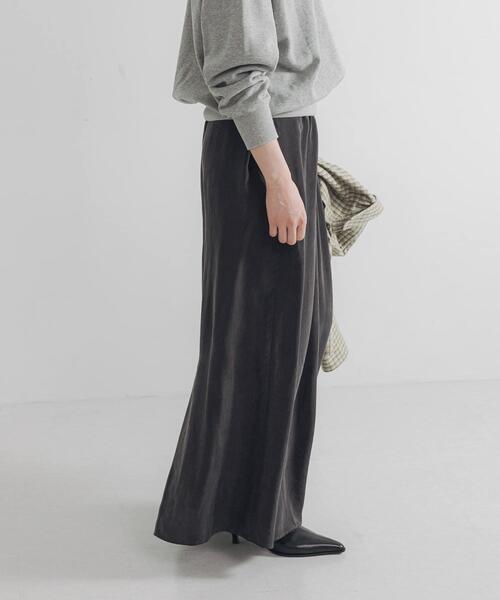 URBAN RESEARCH（アーバンリサーチ）の「キュプラギャザーIラインスカート（スカート・レディース・グリーン系その他/チャコールグレー/グレー・36/38）」の16枚目の写真
