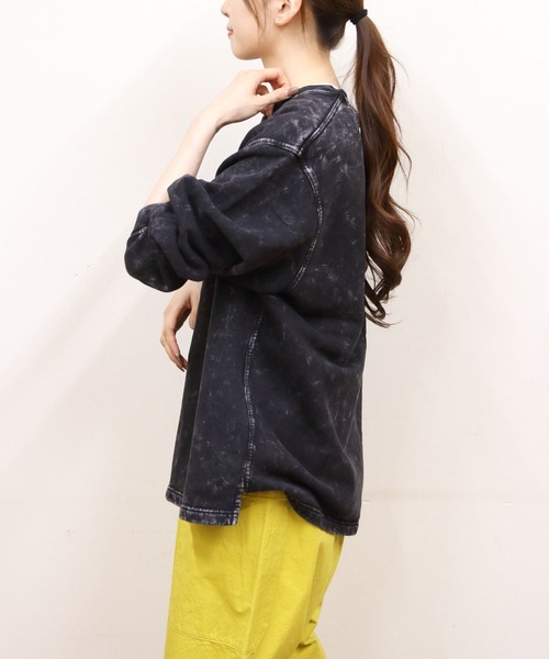 CHUMS（チャムス）の「CHUMS/チャムス　キャニオンランズクルートップ　Canyonlands Crew Top（スウェット・メンズ・レッド/グリーン/ブラック・M/L）」の5枚目の写真