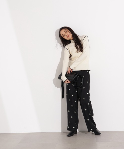 N.(N. Natural Beauty Basic)(エヌエヌナチュラルビューティーベーシック)の「ラインモックネックニット(ニット/セーター・レディース・ブラウン/ネイビー/オフホワイト・MEDIUM)」の8枚目の写真
