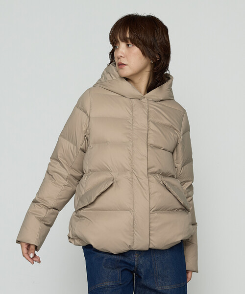 COMME CA Wardrobe（コムサワードローブ）の「【WEB限定：13号】ナイロンタフタ ダウンコート（ダウンジャケット/コート・レディース・ブラック/ベージュ・13号）」の13枚目の写真