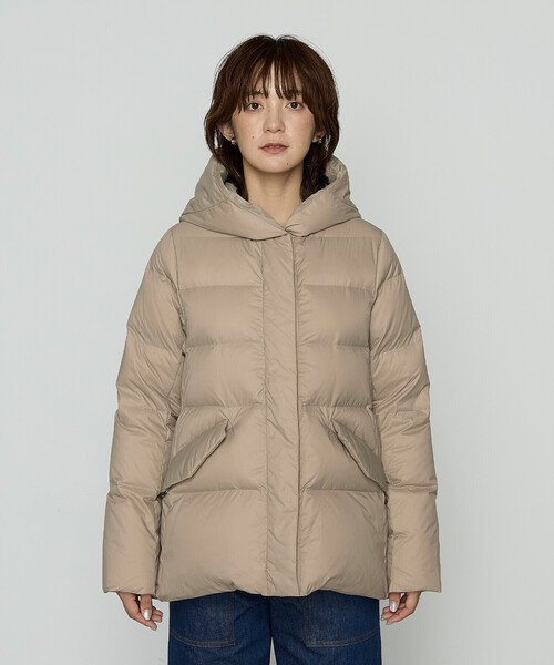 COMME CA Wardrobe（コムサワードローブ）の「【WEB限定：13号】ナイロンタフタ ダウンコート（ダウンジャケット/コート・レディース・ブラック/ベージュ・13号）」の16枚目の写真