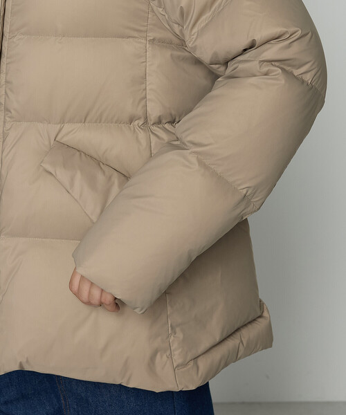 COMME CA Wardrobe（コムサワードローブ）の「【WEB限定：13号】ナイロンタフタ ダウンコート（ダウンジャケット/コート・レディース・ブラック/ベージュ・13号）」の21枚目の写真