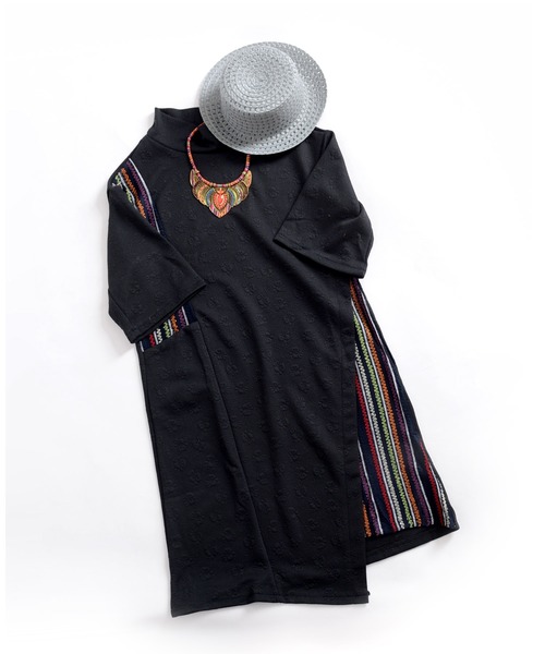 MARAI（マーライ）の「エスニックビジューネックレス（ネックレス・レディース・レッド/ブルー・FREE）」の9枚目の写真