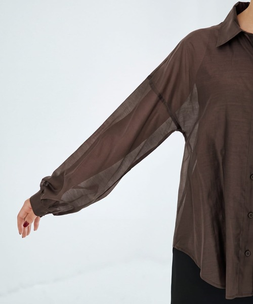 STYLE DELI(スタイルデリ)の「【袖口がゴムで便利な】微シアー微光沢シャツ(シャツ/ブラウス・レディース・ブラウン/オレンジ/バイオレット・FREE)」の13枚目の写真