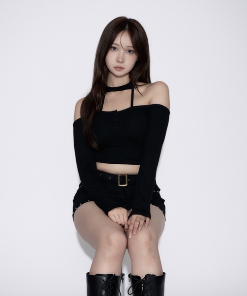 tinkerend(ティンカーエンド)の「Cut Out Halter Top / カットアウトホルタートップス(Tシャツ/カットソー・レディース・ブラック/グレー・FREE)」の22枚目の写真