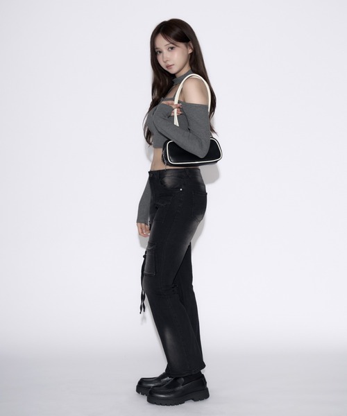 tinkerend(ティンカーエンド)の「Cut Out Halter Top / カットアウトホルタートップス(Tシャツ/カットソー・レディース・ブラック/グレー・FREE)」の19枚目の写真