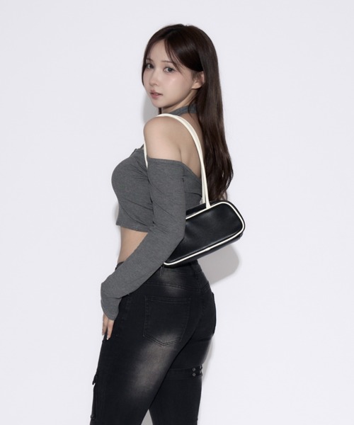 tinkerend(ティンカーエンド)の「Cut Out Halter Top / カットアウトホルタートップス(Tシャツ/カットソー・レディース・ブラック/グレー・FREE)」の15枚目の写真