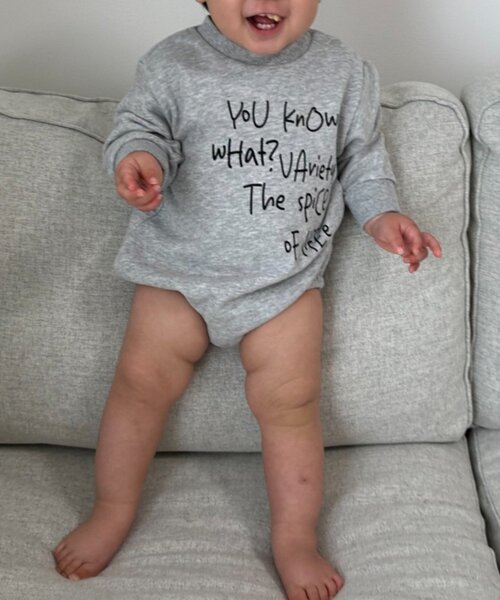 CIAOPANIC TYPY（チャオパニックティピー）の「【BABY】ポイントロゴ刺繍スウェットロンパース（ロンパース・キッズ・グレー/サックスブルー・80）」の2枚目の写真