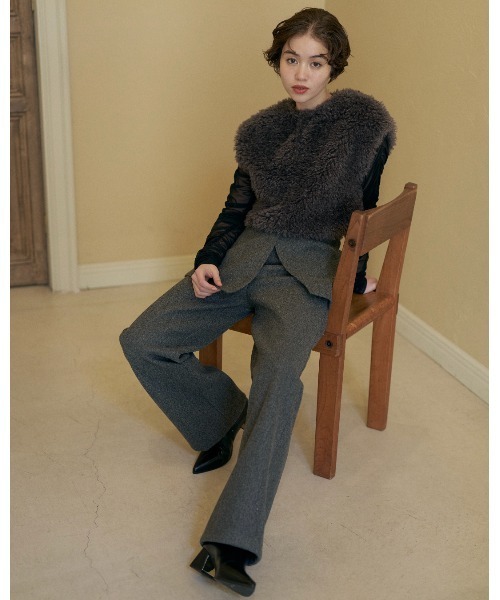 NOTREemor(ノートルエモア)の「wool layered pants(スラックス・レディース・グレー/アイボリー・FREE)」の4枚目の写真