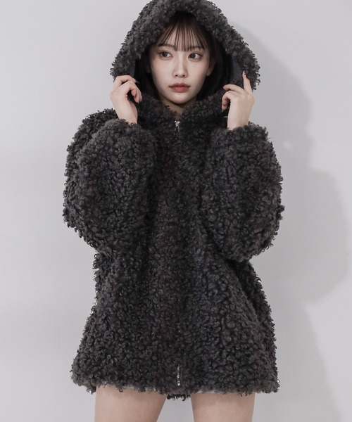me+em select(ミームセレクト)の「【 2color 】テディボアフーディボリュームミドルコート / teddy boa hoodie volume middle coat(その他アウター・レディース・ブラック/アイボリー・FREE)」の8枚目の写真
