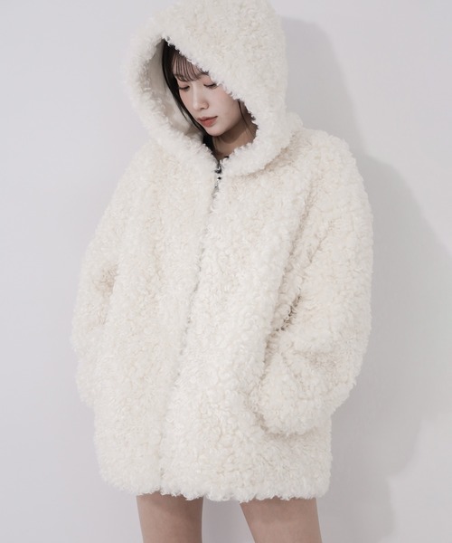 me+em select(ミームセレクト)の「【 2color 】テディボアフーディボリュームミドルコート / teddy boa hoodie volume middle coat(その他アウター・レディース・ブラック/アイボリー・FREE)」の20枚目の写真