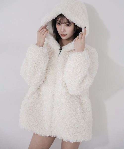 me+em select(ミームセレクト)の「【 2color 】テディボアフーディボリュームミドルコート / teddy boa hoodie volume middle coat(その他アウター・レディース・ブラック/アイボリー・FREE)」の22枚目の写真
