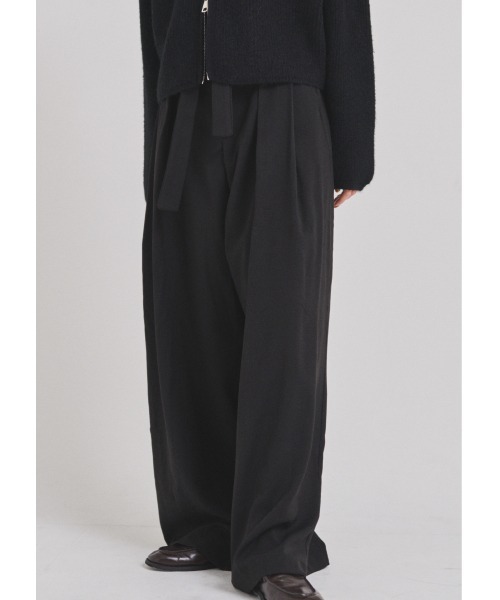 FMiBL(ファミル)の「ウールワイドパンツ(その他パンツ・レディース・ブラック/グレー/ベージュ・SMALL/MEDIUM)」の1枚目の写真