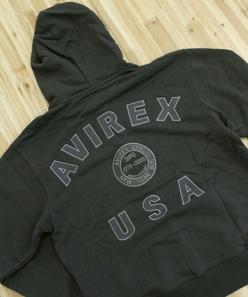 AVIREX(アヴィレックス)の「AVIREX 50th VARSITY PARKA(パーカー・メンズ・エンジ/ホワイト/チャコールグレー・M/L/XL/XXL)」の11枚目の写真