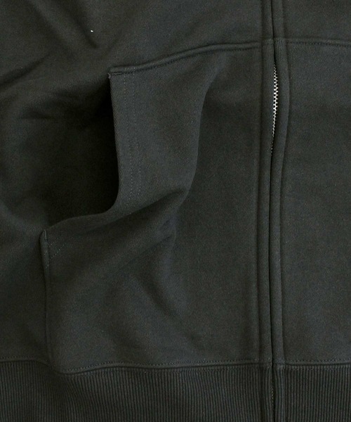 AVIREX(アヴィレックス)の「AVIREX 50th VARSITY PARKA(パーカー・メンズ・エンジ/ホワイト/チャコールグレー・M/L/XL/XXL)」の19枚目の写真