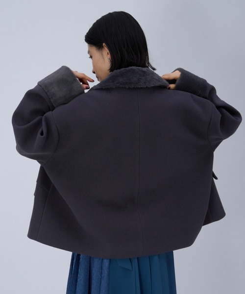 HARE（ハレ）の「ウーリーテックフェイクファーショートコート(HARE)（チェスターコート・レディース・グレー/グリーン/ブラック・FREE）」の7枚目の写真