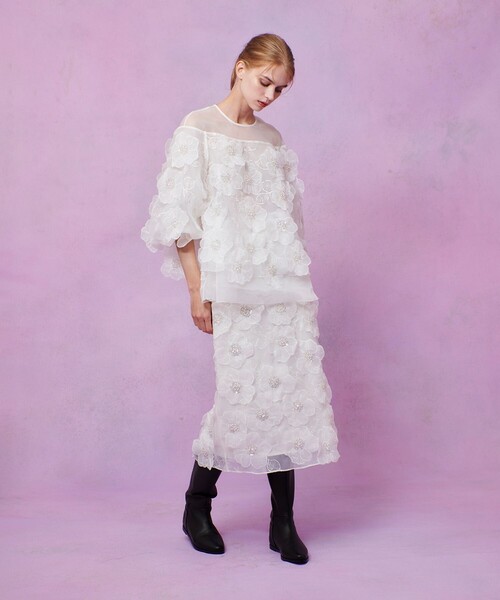 LOULOU WILLOUGHBY（ルルウィルビー）の「【LOULOU WILLOUGHBY】オーガンフラワータイトスカート（スカート・レディース・ホワイト/ブラック・2/1）」の9枚目の写真