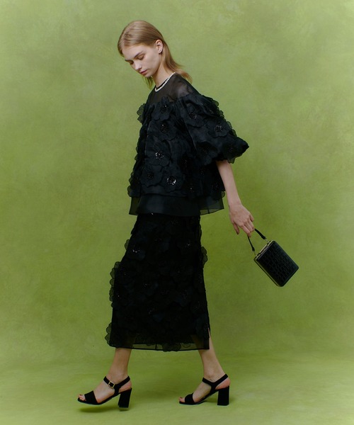 LOULOU WILLOUGHBY（ルルウィルビー）の「【LOULOU WILLOUGHBY】オーガンフラワータイトスカート（スカート・レディース・ホワイト/ブラック・2/1）」の19枚目の写真