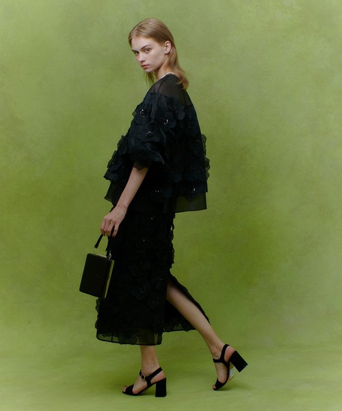 LOULOU WILLOUGHBY（ルルウィルビー）の「【LOULOU WILLOUGHBY】オーガンフラワータイトスカート（スカート・レディース・ホワイト/ブラック・2/1）」の20枚目の写真