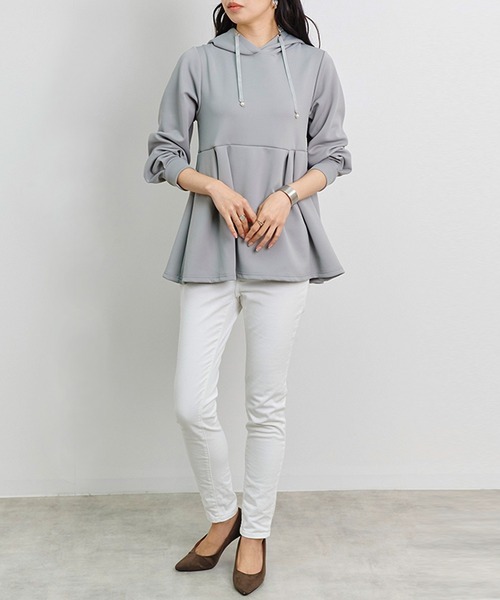 Fizz（フィズ）の「パール付きダンボールペプラムパーカー（パーカー・レディース・アイボリー/ブラック/チャコール/グレー・L/M）」の7枚目の写真