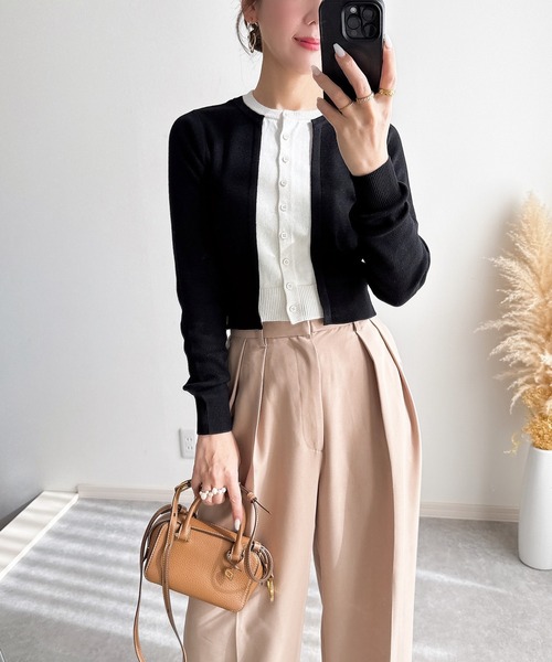 &. NOSTALGIA（アンドドットノスタルジア）の「【ZOZO限定】フェイクレイヤードカーディガン（カーディガン/ボレロ・レディース・ブラック/グレー・M）」の4枚目の写真