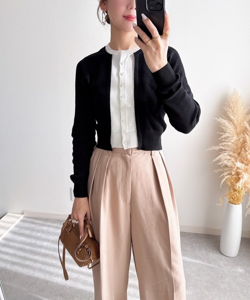 &. NOSTALGIA（アンドドットノスタルジア）の「【ZOZO限定】フェイクレイヤードカーディガン（カーディガン/ボレロ・レディース・ブラック/グレー・M）」の5枚目の写真