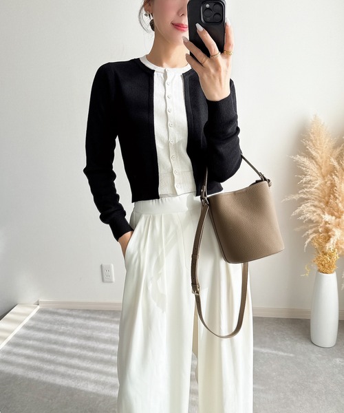 &. NOSTALGIA（アンドドットノスタルジア）の「【ZOZO限定】フェイクレイヤードカーディガン（カーディガン/ボレロ・レディース・ブラック/グレー・M）」の18枚目の写真