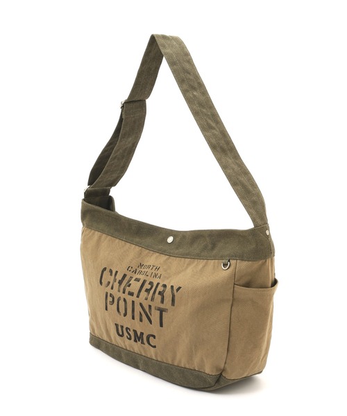 AVIREX（アヴィレックス）の「COATING CANVAS NEWSPAPER BAG "CHERRY POINT" / コーティング キャンバス ニュースペーパーバッグ チェリーポイント / AVIREX / アヴィレックス（ショルダーバッグ・メンズ・オリーブ・FREE）」の5枚目の写真