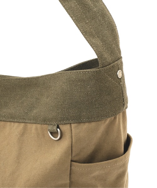 AVIREX（アヴィレックス）の「COATING CANVAS NEWSPAPER BAG "CHERRY POINT" / コーティング キャンバス ニュースペーパーバッグ チェリーポイント / AVIREX / アヴィレックス（ショルダーバッグ・メンズ・オリーブ・FREE）」の8枚目の写真