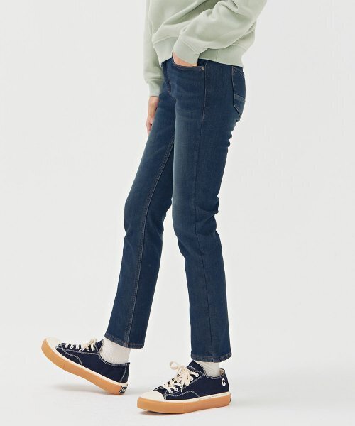 CHASECULT(チェイスカルト)の「女性ダンブルボアボンディングスリムデニムパンツ-BGRG2359E0N(デニムパンツ・レディース・ブルー・67/70)」の3枚目の写真