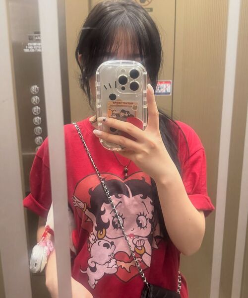 CNVS（ベティ ブープ）の「ベティブープハートバーストオーバーサイズ半袖Tシャツ_レッド（Tシャツ/カットソー・レディース・レッド・ONE）」の7枚目の写真