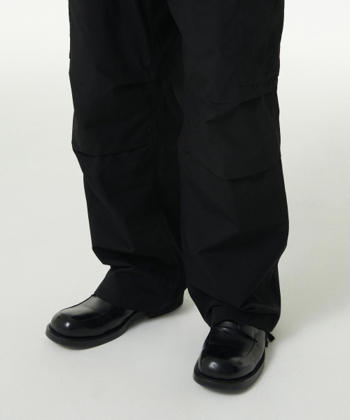 MUSINSA STANDARD（ムシンサスタンダード）の「リップストップパラシュートカーゴパンツ[ブラック]（その他パンツ・メンズ・その他・26/27/28/29/30/31/32/33/34/36/38/40/42）」の12枚目の写真