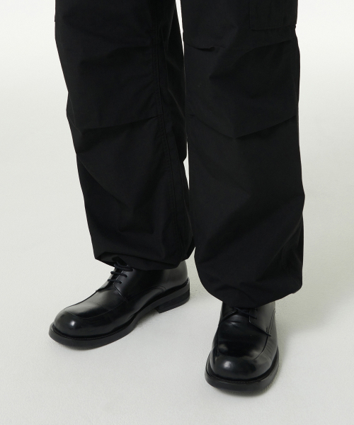 MUSINSA STANDARD（ムシンサスタンダード）の「リップストップパラシュートカーゴパンツ[ブラック]（その他パンツ・メンズ・その他・26/27/28/29/30/31/32/33/34/36/38/40/42）」の5枚目の写真